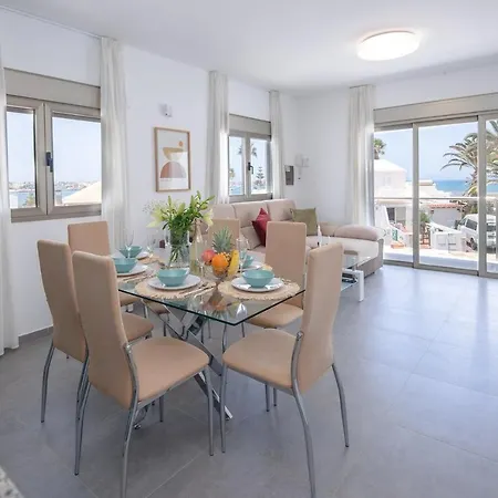 Apartment 2 Beachfront By Holidays Corralejo