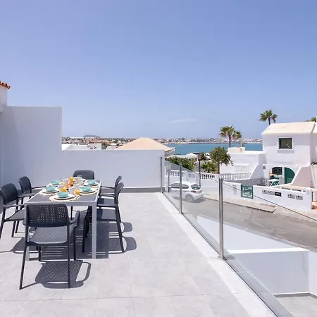 2 Beachfront By Holidays *